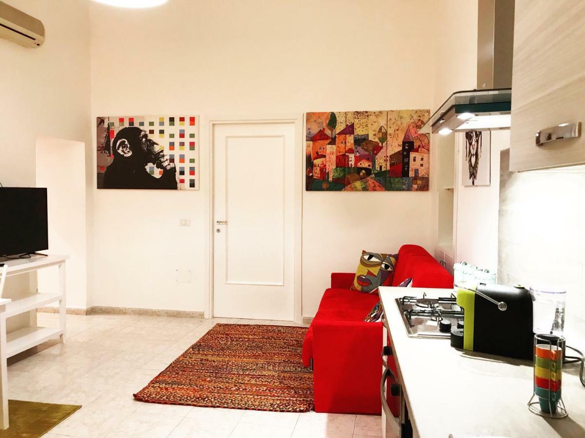 Casa G&G Pignasecca 2 Nel Cuore Di Napoli Exterior foto