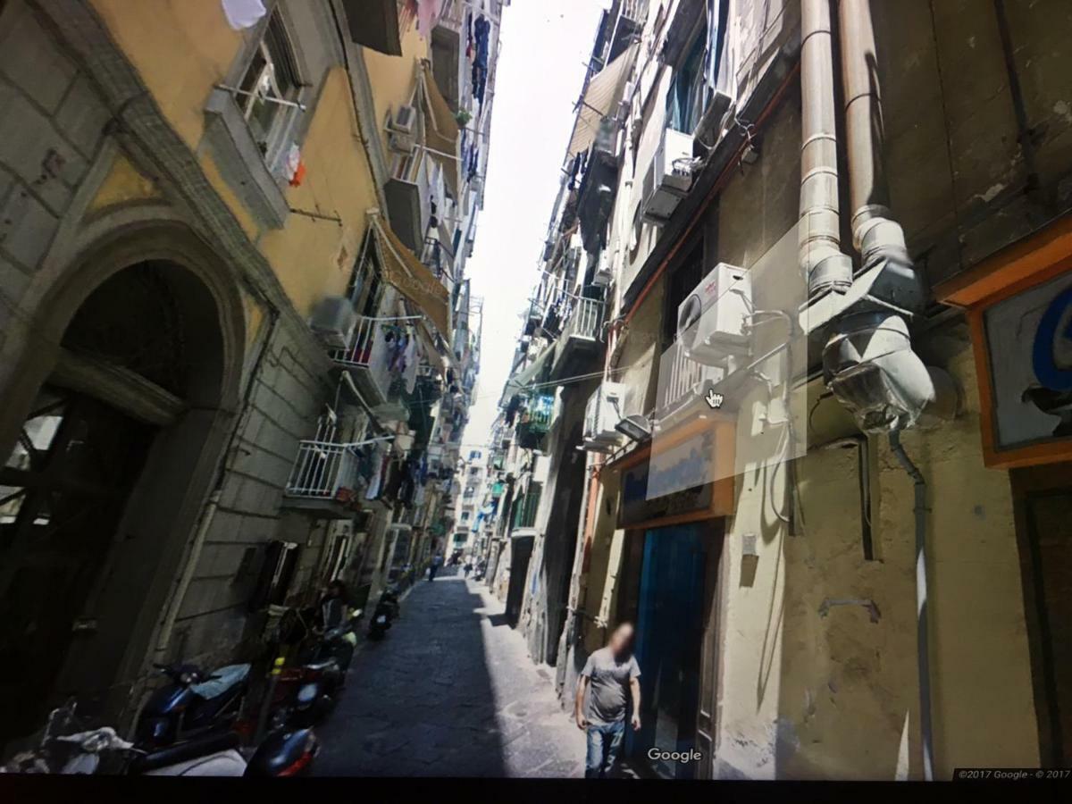 Casa G&G Pignasecca 2 Nel Cuore Di Napoli Exterior foto